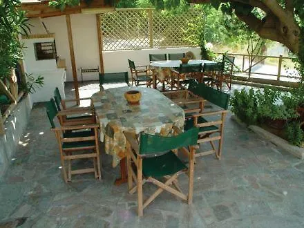 Aparthotel Efi